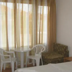 Отель Tomcho Guest House Равда комната для гостей фото 2