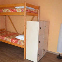 Гостиница Surf Hostel Krasnoyarsk в Красноярске отзывы, цены и фото номеров - забронировать гостиницу Surf Hostel Krasnoyarsk онлайн Красноярск сейф в номере