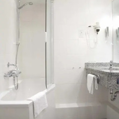 Hotel Baseler Hof 4* Номер Эконом разные типы кроватей фото 3