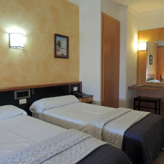 Hotel Vilobí 2* Стандартный номер с двуспальной кроватью
