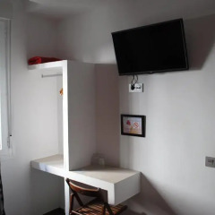Отель Hostal Abril Стандартный номер с двуспальной кроватью фото 5