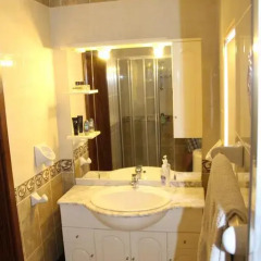 Отель South Village Townhouse Мальта, Заббар - отзывы, цены и фото номеров - забронировать отель South Village Townhouse онлайн ванная