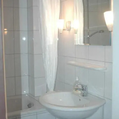Отель Köln Appartement ванная фото 2