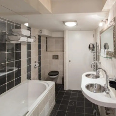 Апартаменты Dutch Masters Short Stay Apartments ванная