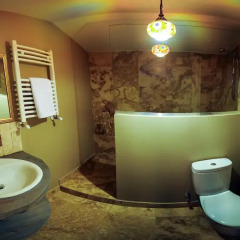 Отель No12 Apartment Грузия, Тбилиси - отзывы, цены и фото номеров - забронировать отель No12 Apartment онлайн ванная