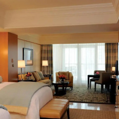 Отель The Ritz-Carlton, Dubai International Financial Centre 5* Полулюкс с различными типами кроватей