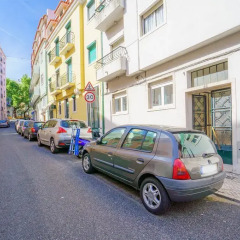 Отель ShortStayFlat Feel the real Lisbon Лиссабон парковка