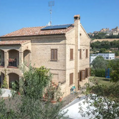 Отель Bed and breakfast Aratro & Rosmarino Чивитанова-Марке фото 10