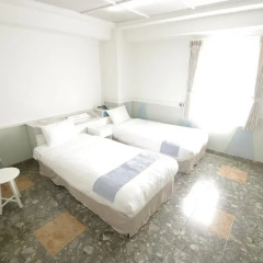 Hotel Imalle Yokohama Isezakicho - Hostel Улучшенный номер с 2 отдельными кроватями фото 7