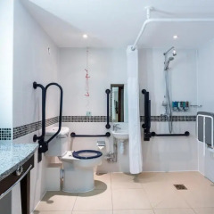 Отель Hampton by Hilton Exeter Airport 3* Стандартный номер с различными типами кроватей фото 10