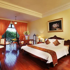 Hotel Saigon Morin 4* Представительский люкс с различными типами кроватей