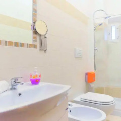 Отель Trani Rooms 3* Стандартный номер с различными типами кроватей фото 2