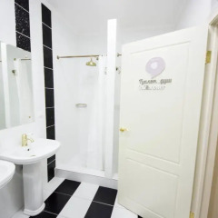 Nereus Hostel near Kremlin Кровать в женском общем номере двухъярусные кровати фото 10