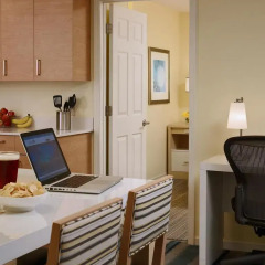 Отель Sonesta ES Suites Somerset в номере