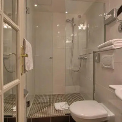 Отель Timhotel Tour Montparnasse 3* Номер Комфорт с различными типами кроватей фото 6