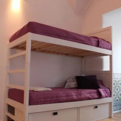 Lost Inn Lisbon Hostel Кровать в общем номере фото 12