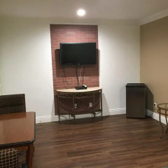 Отель American Inn & Suites LAX Airport 2* Стандартный номер с различными типами кроватей фото 2