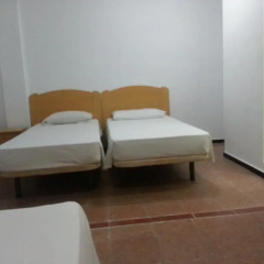 Отель Hostal Casa De Huéspedes San Fernando - Adults Only Стандартный номер с различными типами кроватей