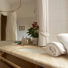 Отель The Pantheon Apartment Италия, Рим - отзывы, цены и фото номеров - забронировать отель The Pantheon Apartment онлайн ванная