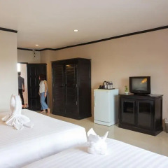 Отель Golden Tulip Essential Pattaya 4* Улучшенный номер с различными типами кроватей