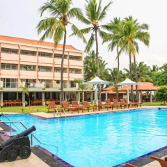 Paradise Beach Hotel бассейн фото 2