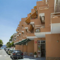 Hotel L'Escala парковка