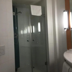 Отель Ibis Genève Centre Nations ванная