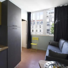 Отель Helzear Montparnasse Suites 4* Полулюкс с различными типами кроватей