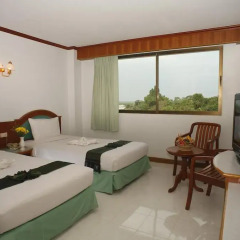 Boon Siam Hotel 3* Улучшенный номер с различными типами кроватей фото 4