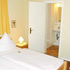 Hotel Deutsches Haus 3* Стандартный номер фото 23