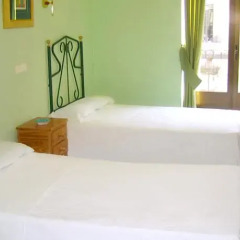 Отель Hostal Residencia Fernandez Испания, Мадрид - отзывы, цены и фото номеров - забронировать отель Hostal Residencia Fernandez онлайн спа
