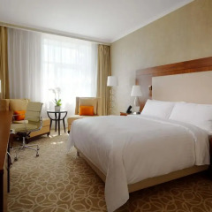 Гостиница Marriott Novy Arbat 5* Улучшенный номер с разными типами кроватей фото 2