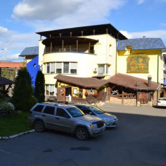 Гостиница Привал парковка