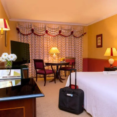 Отель Dom Pedro Lisboa 5* Стандартный номер двуспальная кровать фото 11