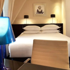 Отель Room Mate Alain 4* Улучшенный номер с различными типами кроватей фото 6