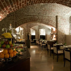 Burns Art Hotel питание