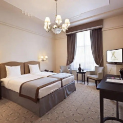 Отель Metropole 5* Улучшенный номер с двуспальной кроватью фото 8