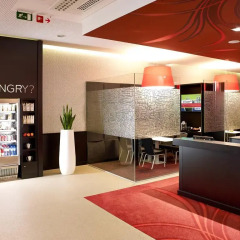 Отель Park Inn by Radisson Brussels Midi Бельгия, Брюссель - 5 отзывов об отеле, цены и фото номеров - забронировать отель Park Inn by Radisson Brussels Midi онлайн интерьер отеля фото 3
