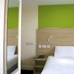 Queens Hotel 3* Стандартный номер с различными типами кроватей фото 24