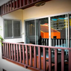 Отель The Album Loft at Phuket 3* Улучшенный номер с двуспальной кроватью фото 4