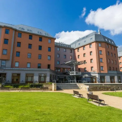 Отель Courtyard By Marriott Pilsen Пльзень