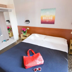 Byron Light Hotel 2* Номер категории Эконом с двуспальной кроватью