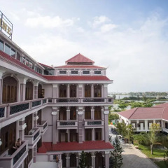 Indochine Hoi An Riverside Hotel & Spa фото 13