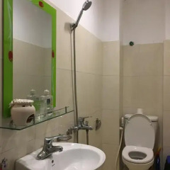 Отель Sunshine 3 2* Кровать в общем номере фото 16