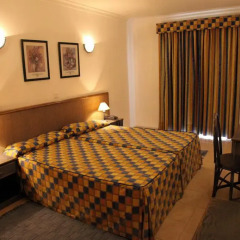 Отель Aparthotel Calema Avenida Jardim 3* Апартаменты разные типы кроватей