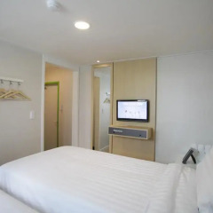 Hotel Sleepy Panda Streamwalk Seoul Jongno 3* Стандартный номер с 2 отдельными кроватями фото 6