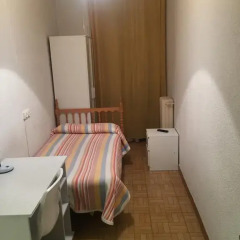 Отель Hostal Murcia Стандартный номер с различными типами кроватей (общая ванная комната) фото 7