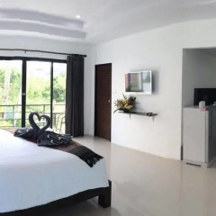 Апартаменты The Seashore Kamala Service Apartment Улучшенные апартаменты с различными типами кроватей фото 15