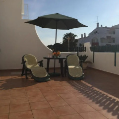 Отель Alveiros Apartamentos Praia dos Aveiros