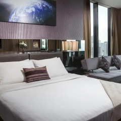 Отель The Continent Bangkok by Compass Hospitality 4* Представительский номер с различными типами кроватей фото 13
